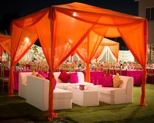 pinacle wedding tent